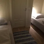 度假居 布斯塔度假屋 Larseng