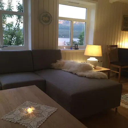 Bustad Larseng